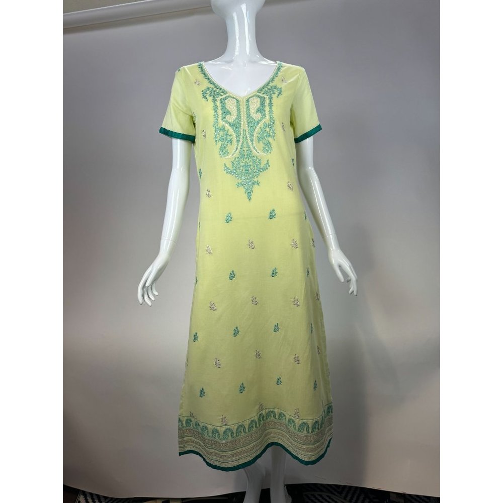 Elya Embroidered Dress S Side Slit Green